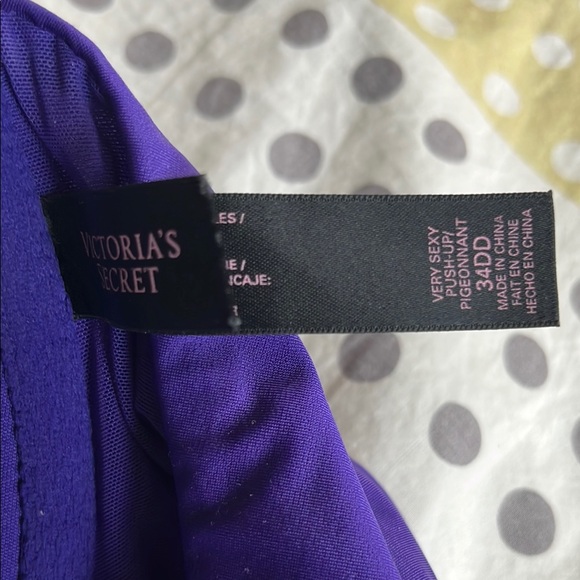 Elegant Purple and Black Lace Bra - Picture 4 of 4